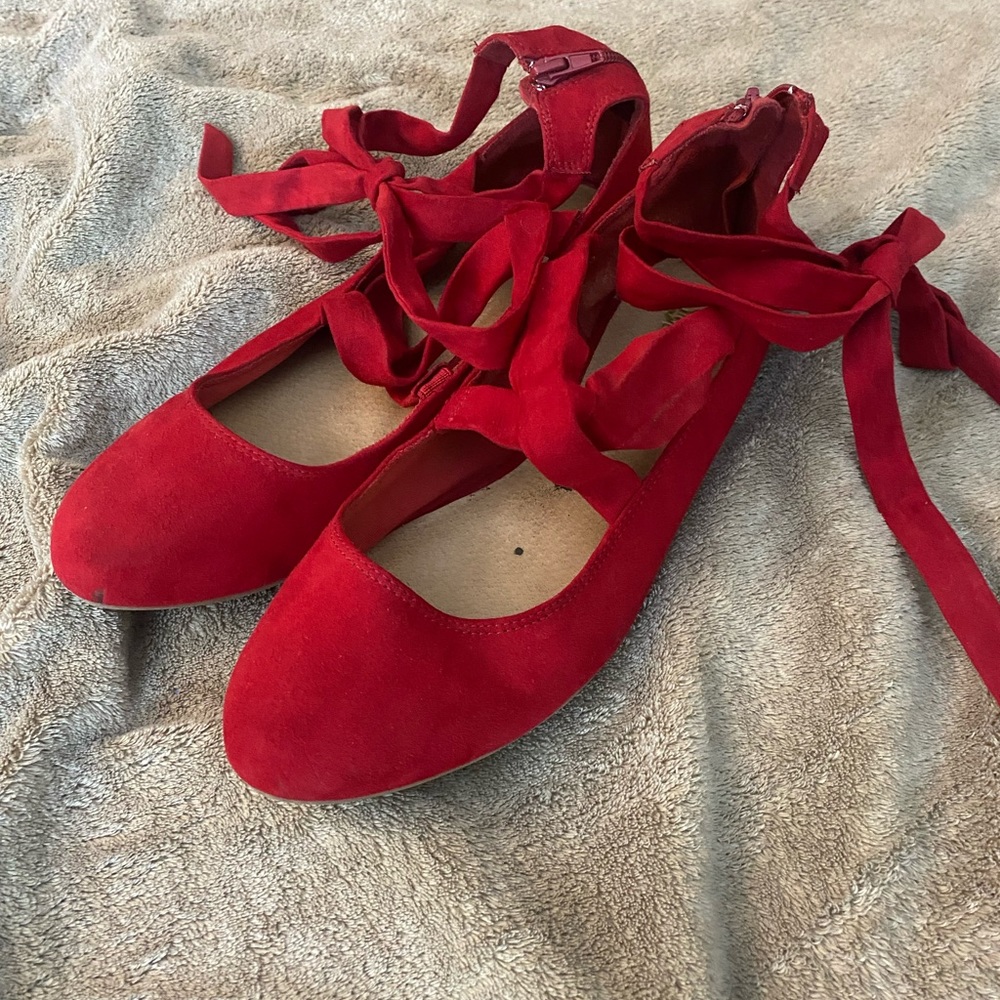 Red ballerina lace up flats size 10w lightly worn